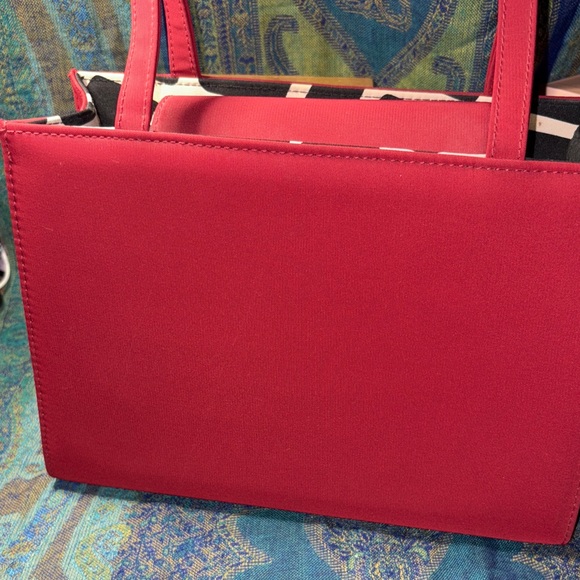 Elegant Red Women's Handbag - Picture 5 of 7
